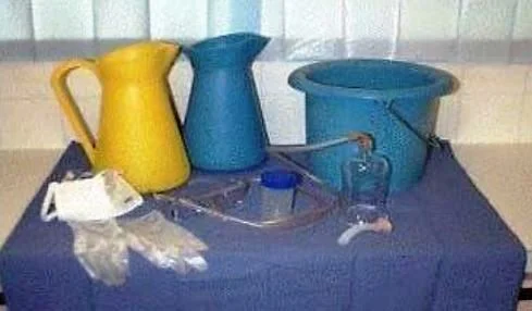 Lavage gastrique pour intoxication, matériel médical
