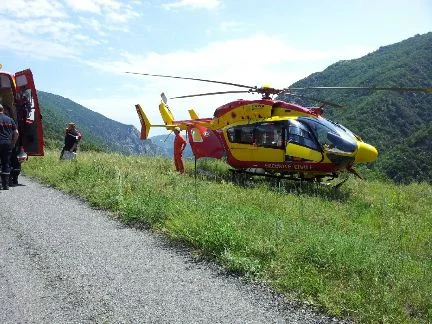 Hélicoptère de transport médical